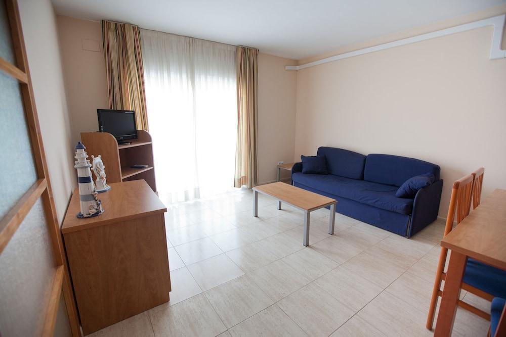 Apartaments Costamar Calafell Exterior photo